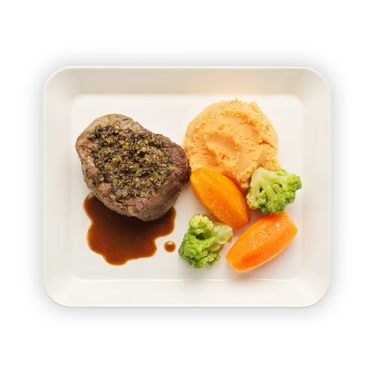 Filet de bœuf au za'atar et au jus de dattes | purée de pommes de terre à l'harissa | carottes et romanesco