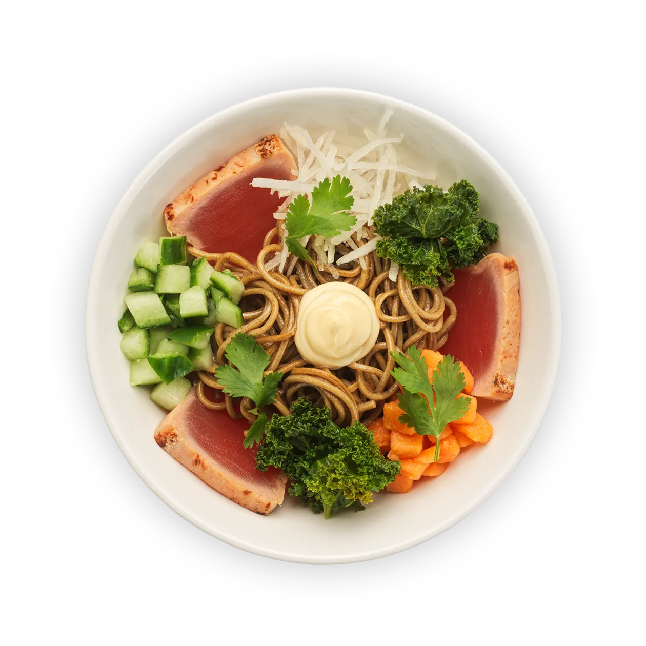 Poke Bowl mit Thunfisch-Tataki | Sobanudeln | Federkohl, Süsskartoffeln, Rettich, Gurke und würzige Mayonnaise